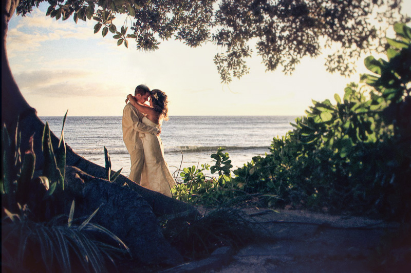 Shawn Starr : Modern Wedding Photography : Pittsburgh Wedding Photographer : Olowalu Plantation House